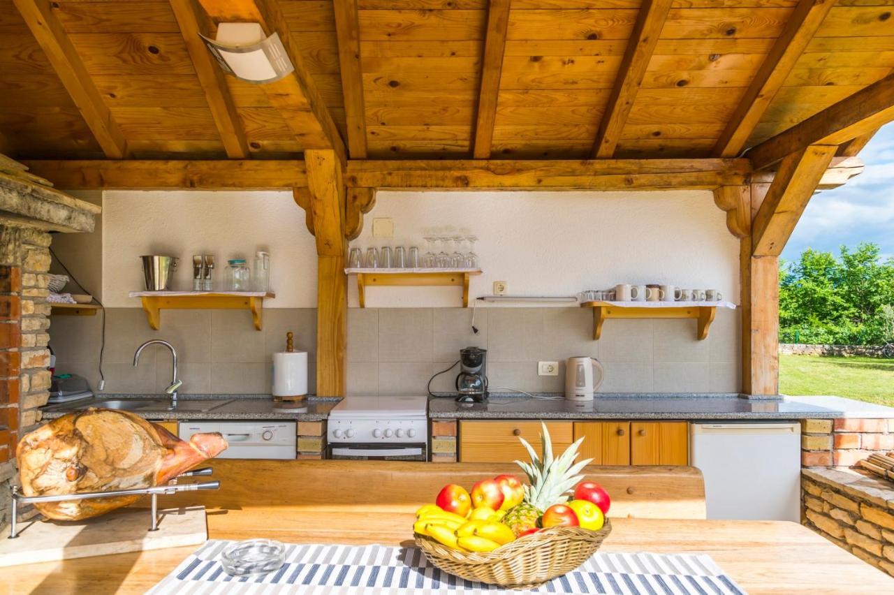 Villa Daja - Adriatic Luxury Villas Oklaj エクステリア 写真