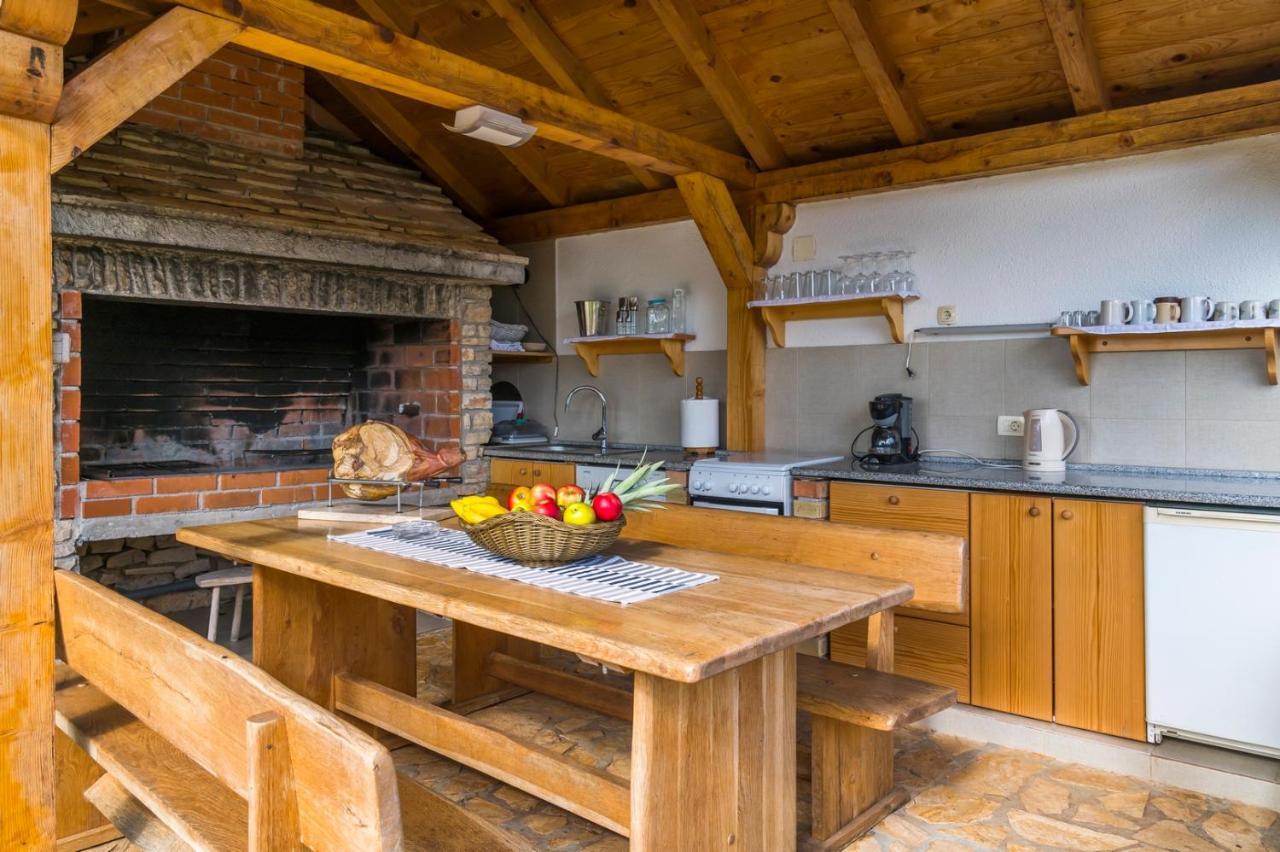 Villa Daja - Adriatic Luxury Villas Oklaj エクステリア 写真