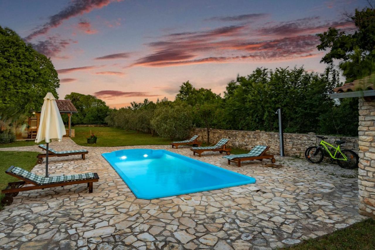 Villa Daja - Adriatic Luxury Villas Oklaj エクステリア 写真
